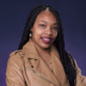 Meet your Posher, Olivia